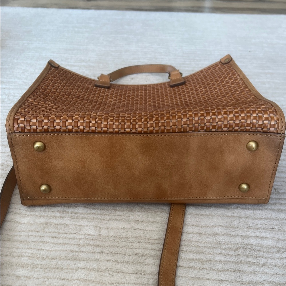 Patricia Nash Tan Woven Leather Shoulder Bag - Picture 8 of 11